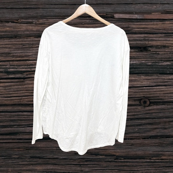 Tempo Paris White Asymmetrical Long Sleeve Blouse - Picture 2 of 4